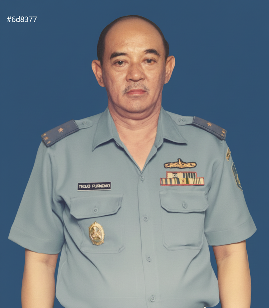 LAKSAMANA PERTAMA TNI Ir. TEDJO PURNOMO